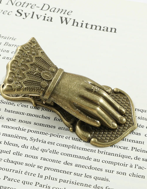 Load image into Gallery viewer, 1Pc Vintage Metal Bookmarks Bronze Lucky Hand Book Clip
