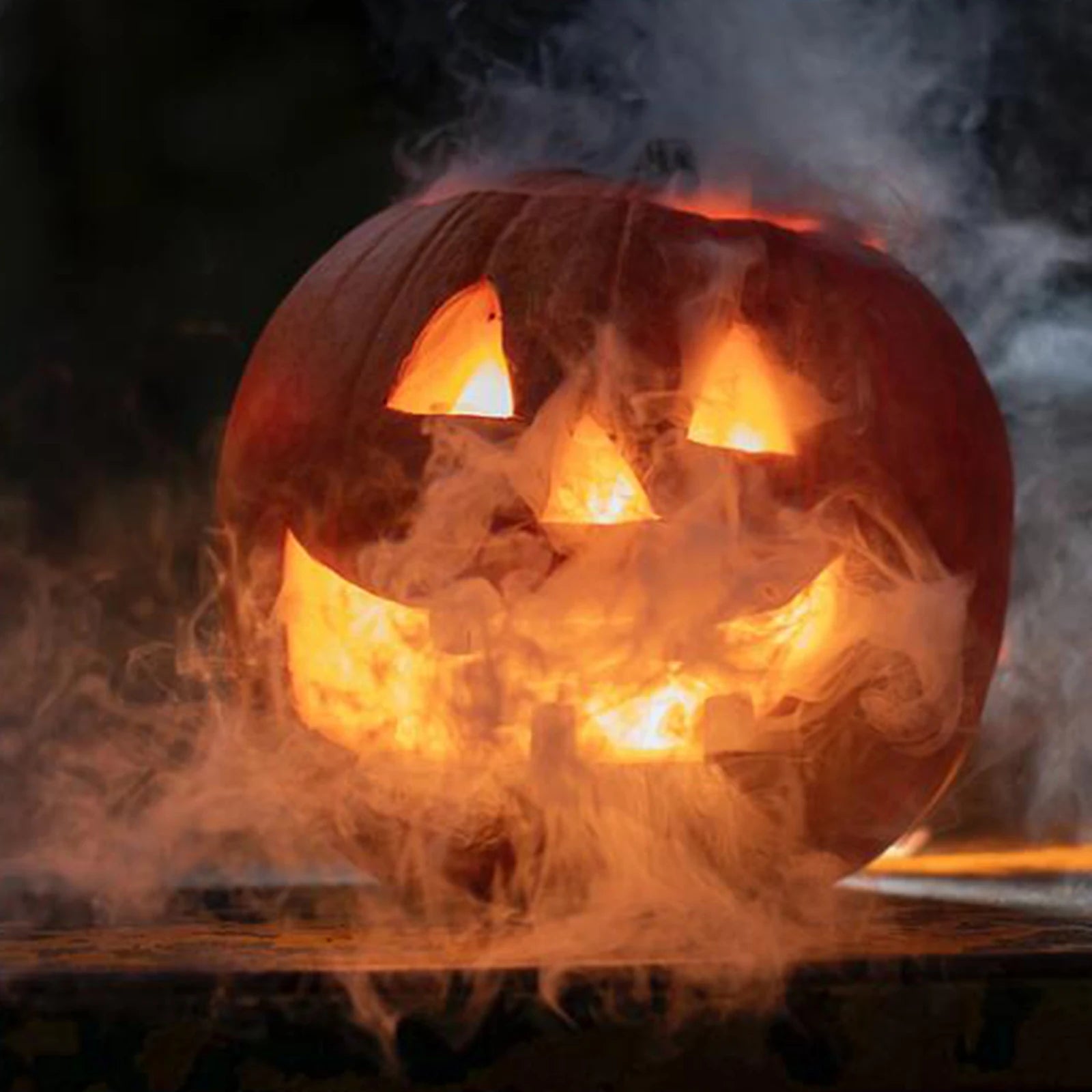 2023 Halloween Mini LED Pumpkin Light Fogger Water Fountain Pond Fog Machine Atomizer for Halloween Christmas Party Decoration